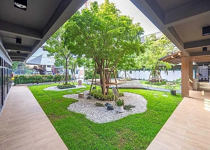 호텔 Wizpark Ratchada 3*